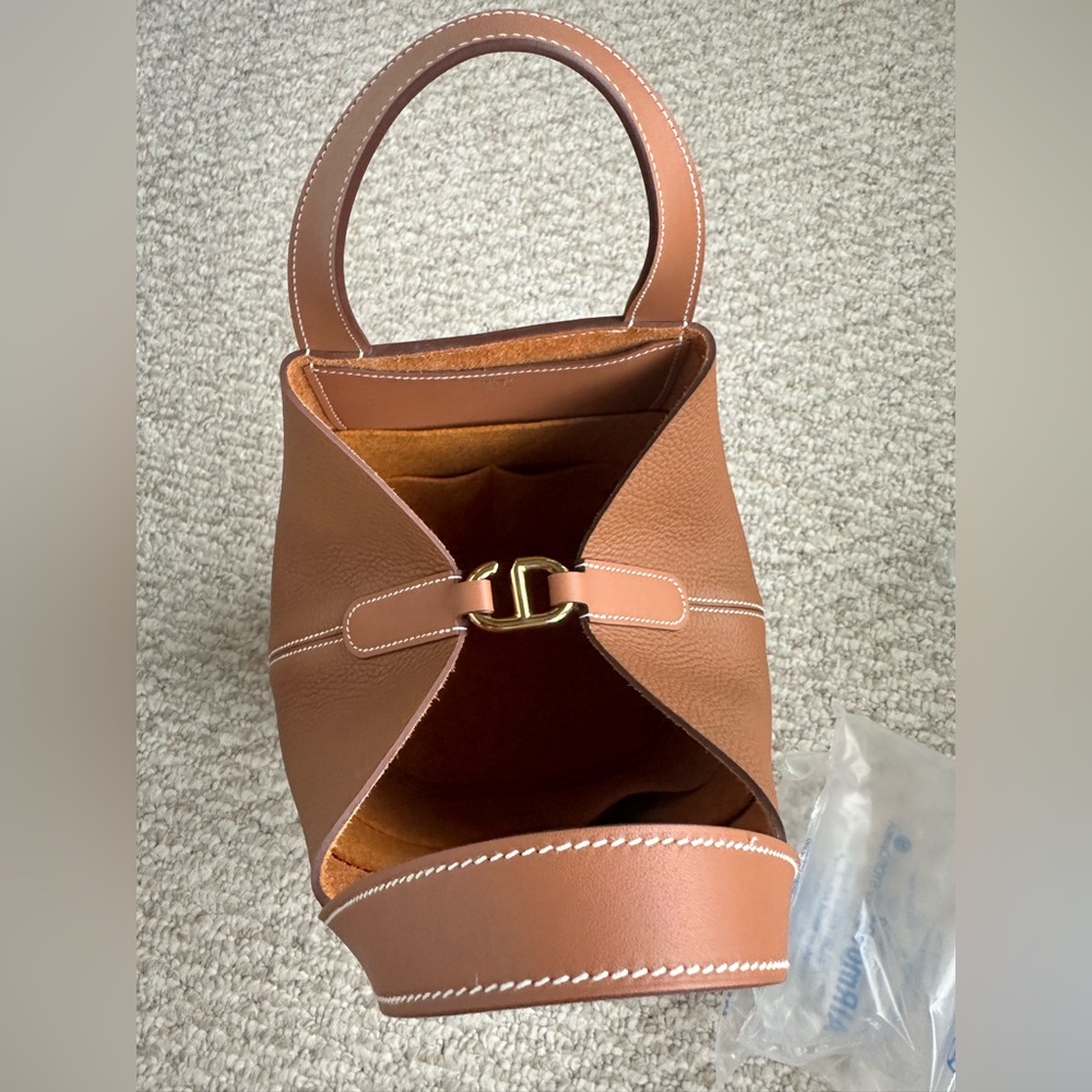SOLD‼️ Hermès Tote / Bucket Bag (In the Loop) - Picture 6 of 15